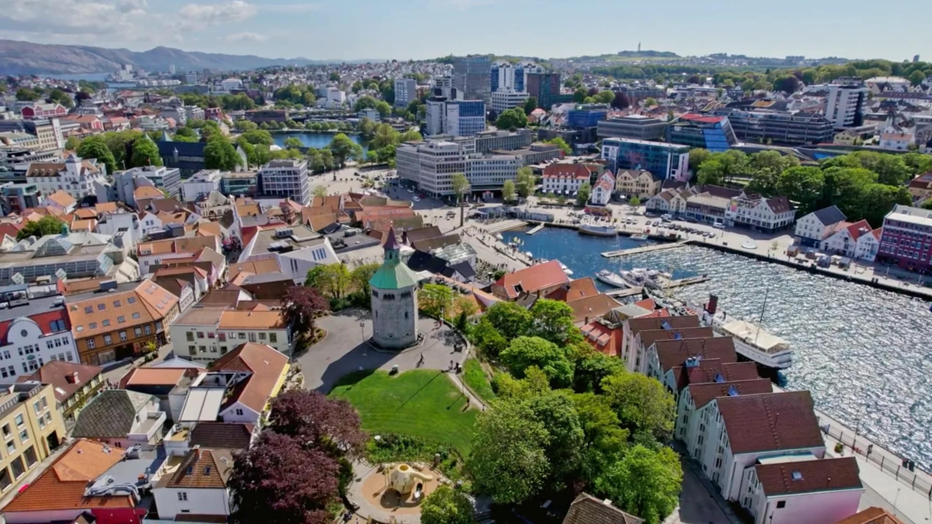 Utsikt over Stavanger, Vågen og Valbergtårnet